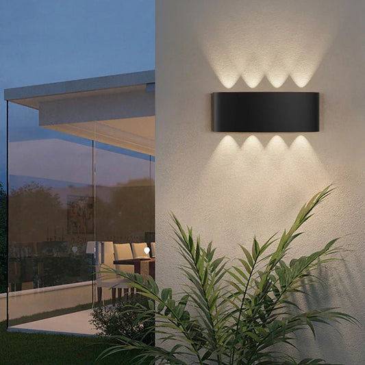 Modern Black LED Wall Light - Solara