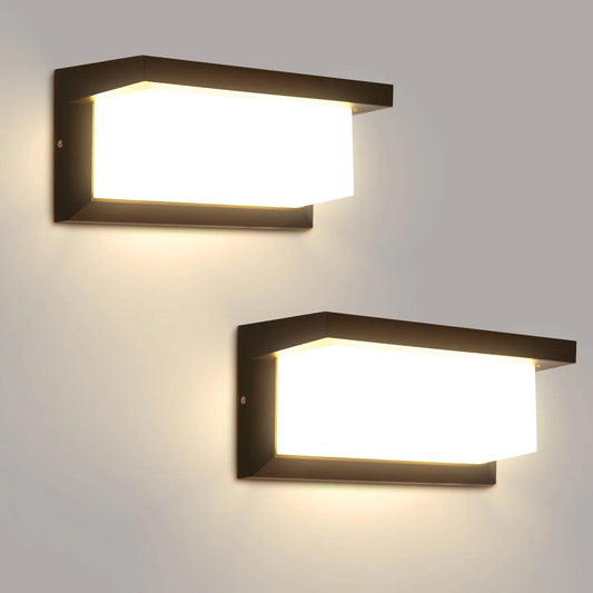 Modern Outdoor LED Wall Sconce - Solara