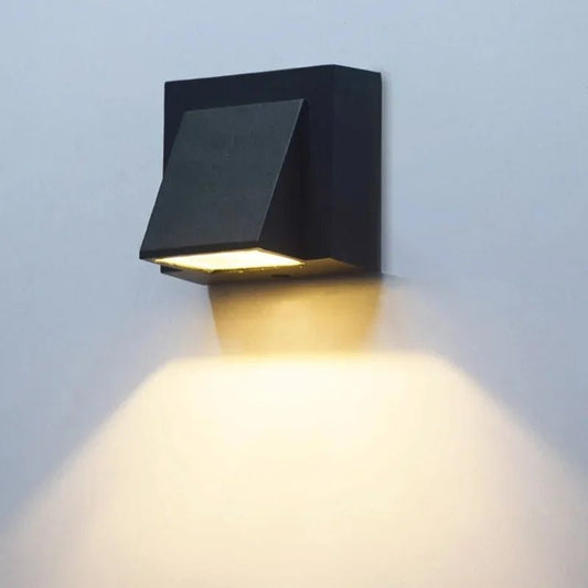 Modern Outdoor Wall Light - Solara